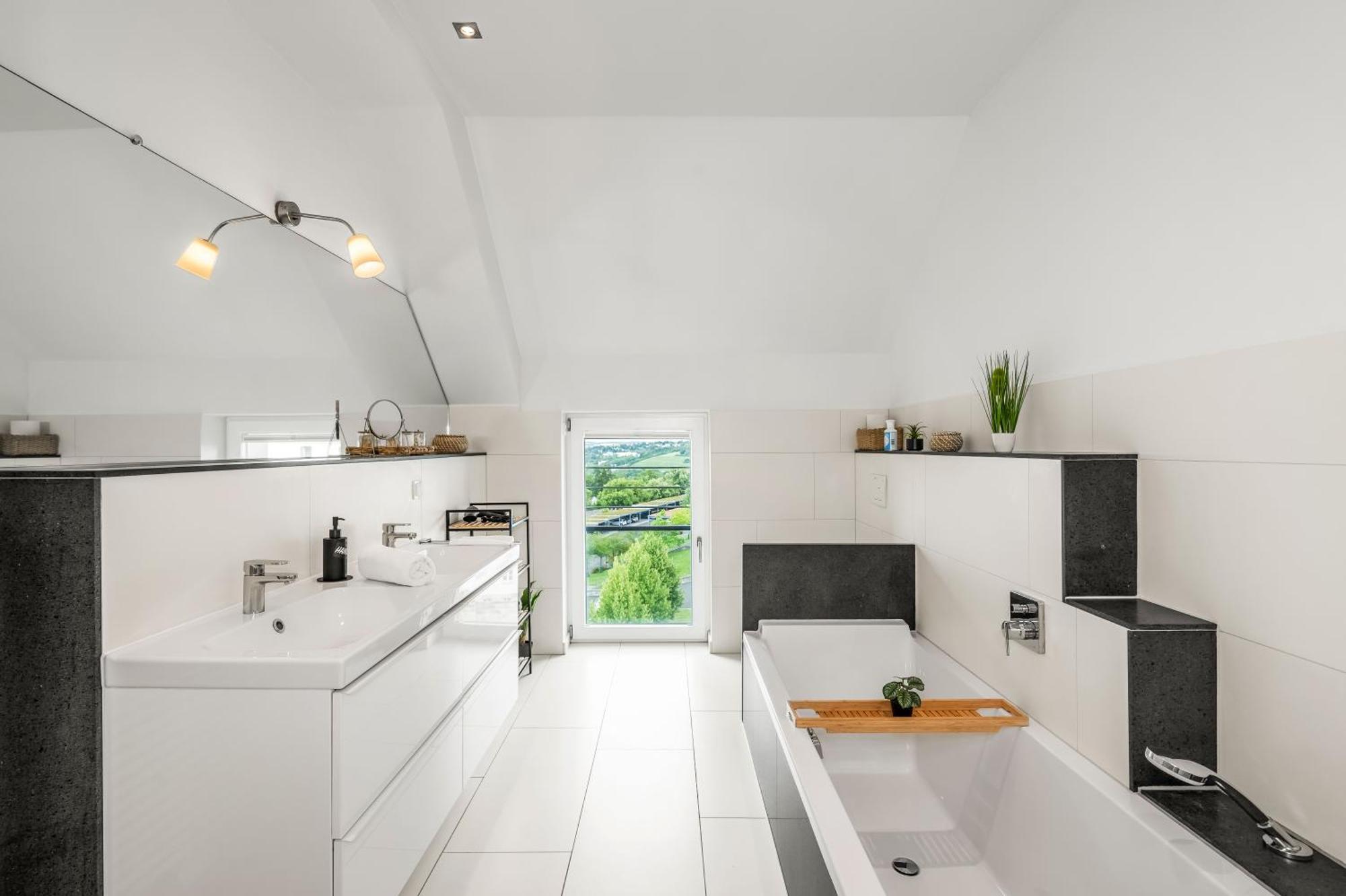 维尔茨堡Dnd Design Loft I 170Qm I Parken I Balkon I Workstation I Netflix I Kaffee I Waschmaschine I Trockner I Xbox I Ausblick公寓 外观 照片