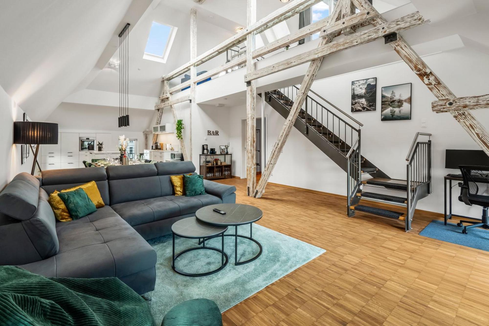 维尔茨堡Dnd Design Loft I 170Qm I Parken I Balkon I Workstation I Netflix I Kaffee I Waschmaschine I Trockner I Xbox I Ausblick公寓 外观 照片