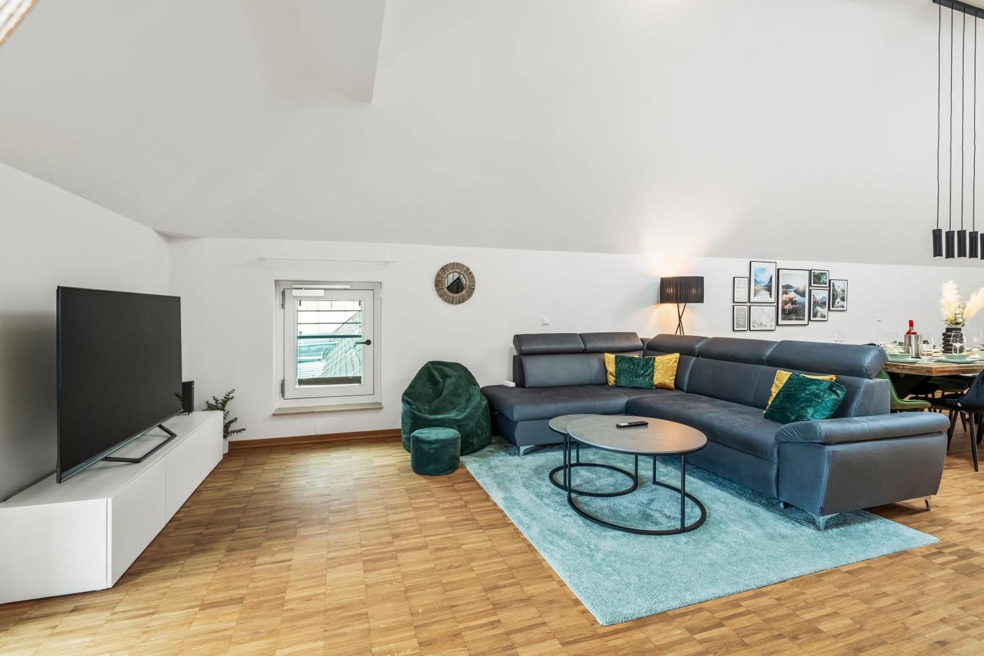 维尔茨堡Dnd Design Loft I 170Qm I Parken I Balkon I Workstation I Netflix I Kaffee I Waschmaschine I Trockner I Xbox I Ausblick公寓 外观 照片